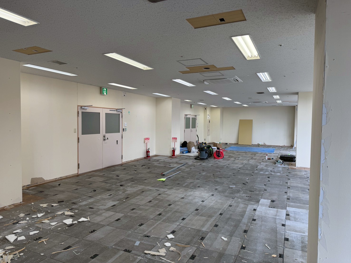 テナント現場復旧工事